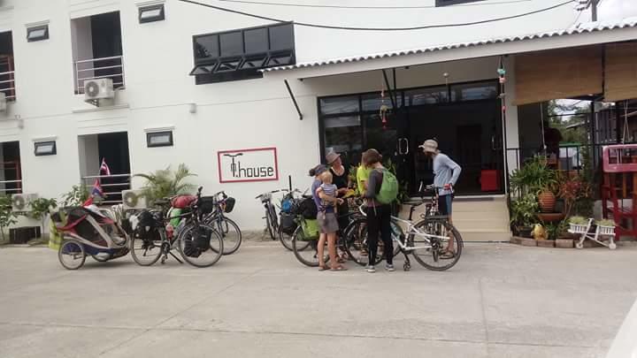 T. House Hotel Mae Sot Exterior foto